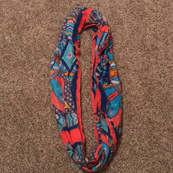 Infinity scarf - Picture 2 of 3